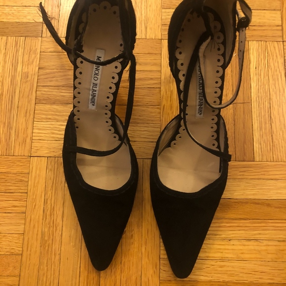 Manolo Blahnik Pointy Toe Strappy Black Heel - Picture 1 of 6